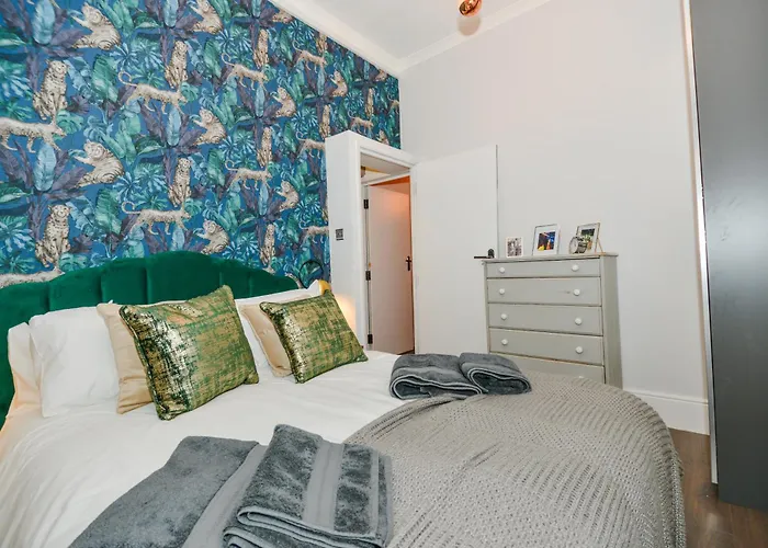 Cosy 1 Bedroom Home For Small Families