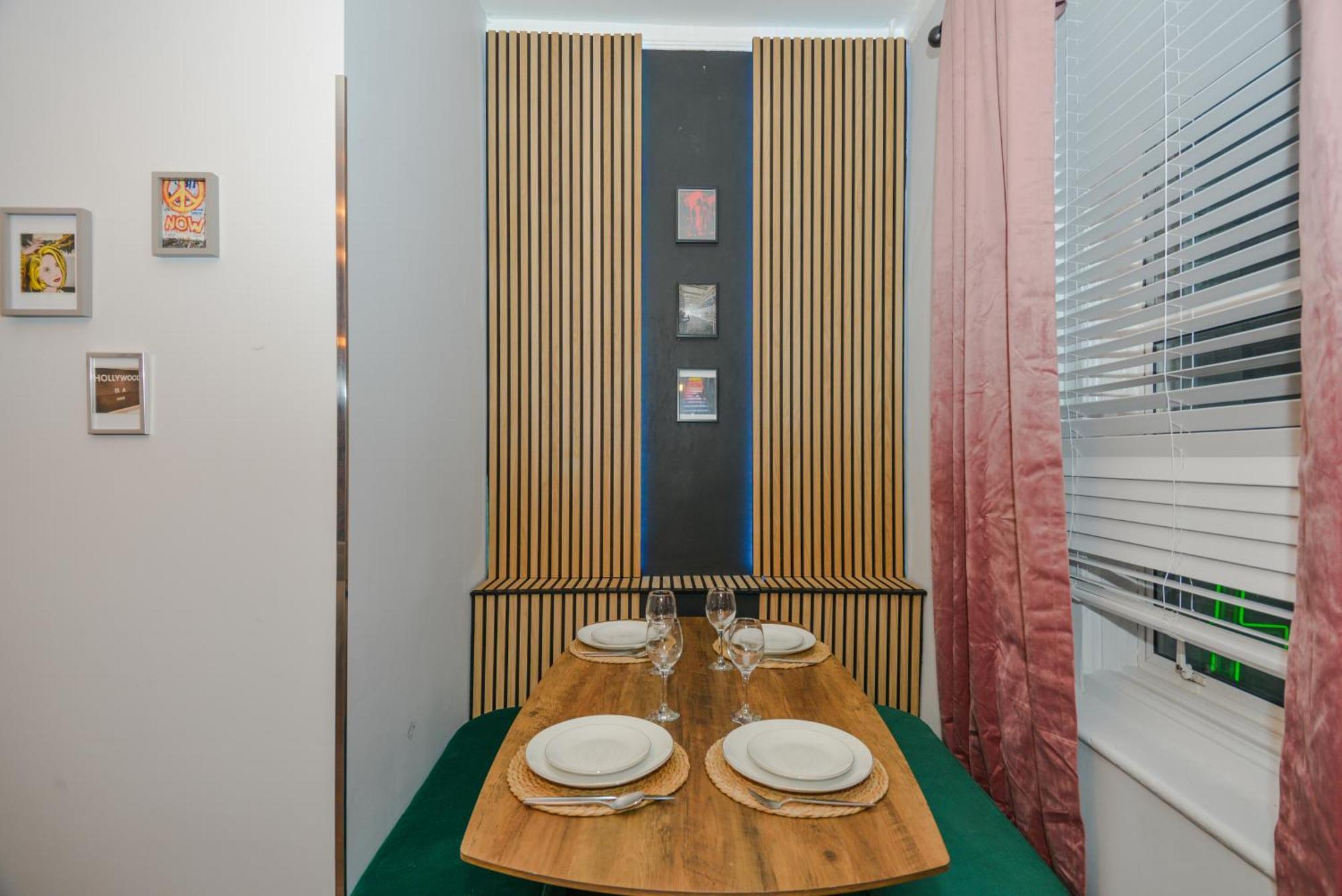 Cosy 1 Bedroom For Small Families *