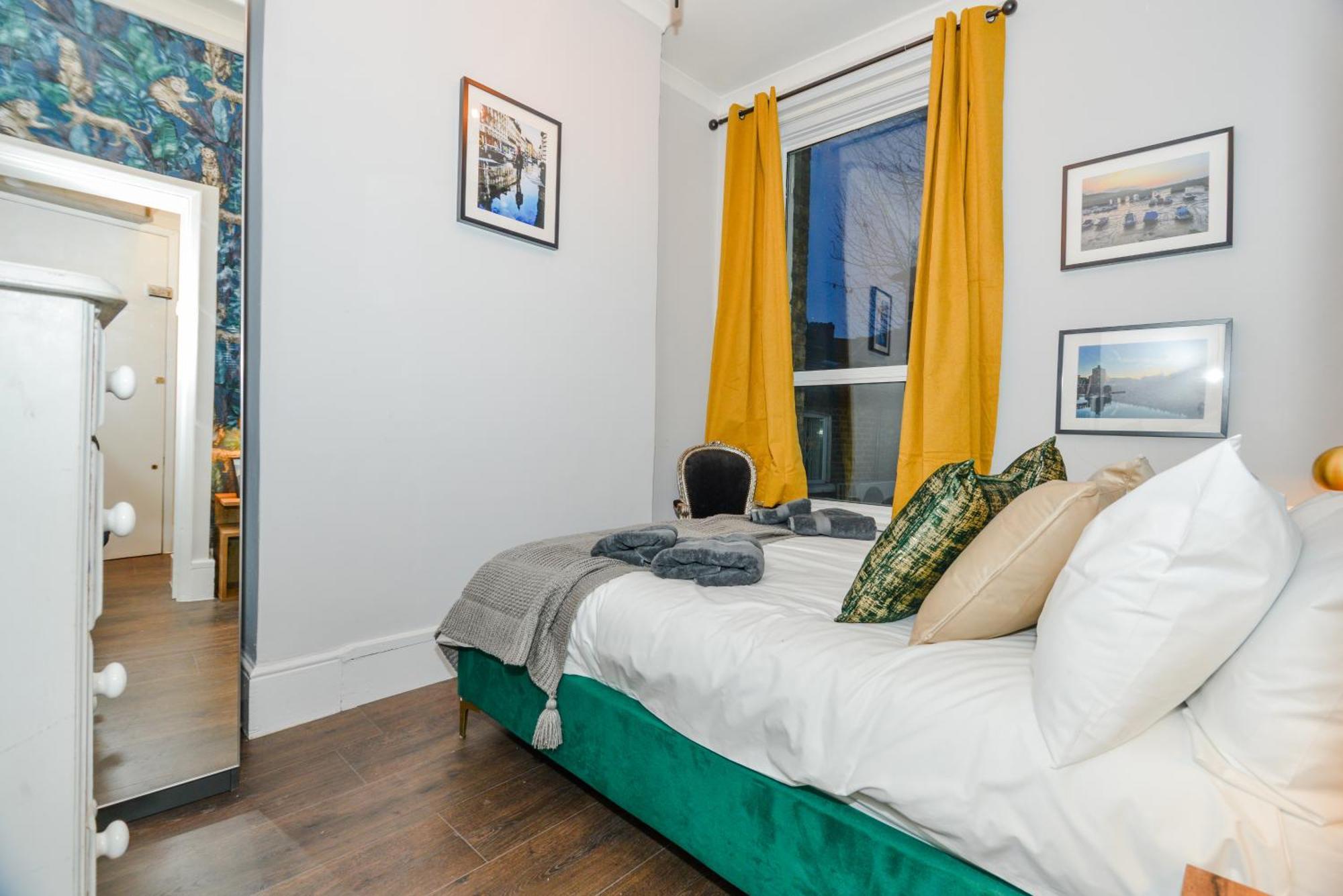 Cosy 1 Bedroom For Small Families Apartment *